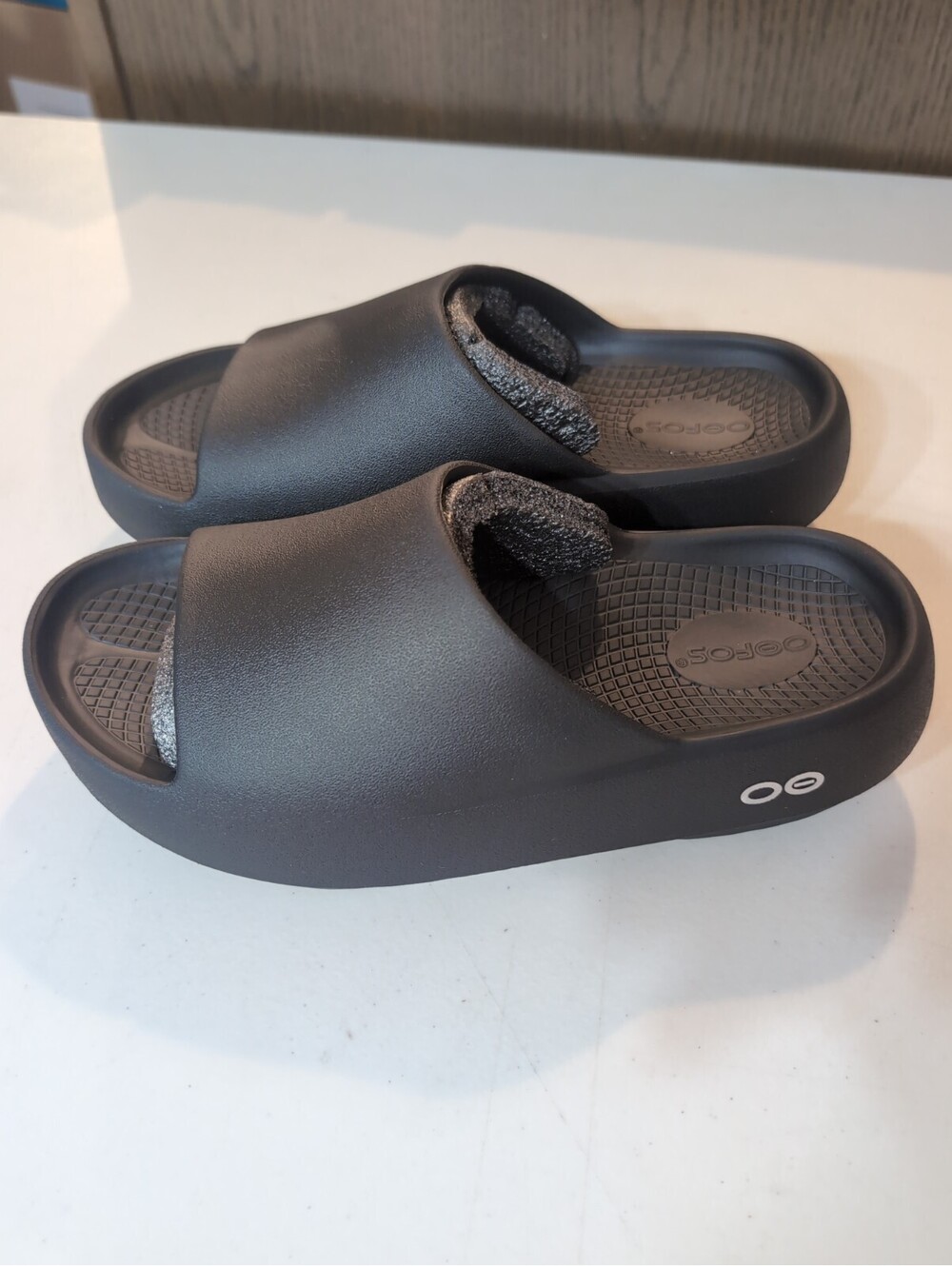 OOFOS OOahh Plus Slides Platform Modern Sandals Women’s 10 Black